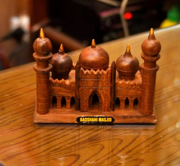 Badshahi Masjid Decoration Piece