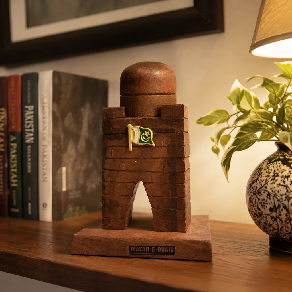 Wooden Mazar-e-Quaid Monument Figurine lifestyle